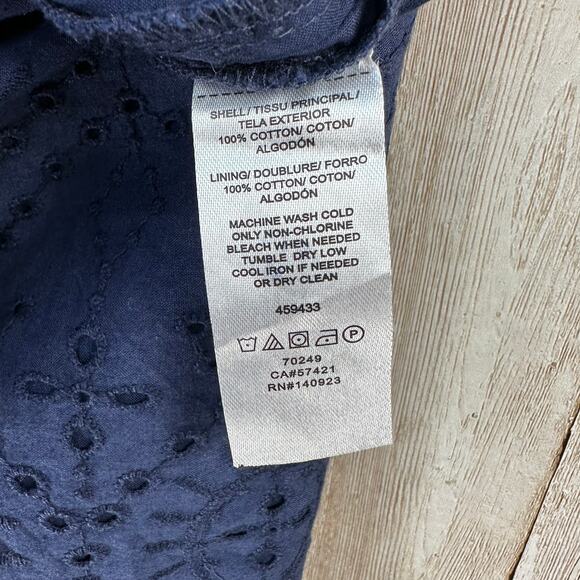 Loft Outlet Eyelet Lacew Shorts Womens Size 2 Navy Blue Scalloped Beachy Boho‎ - Picture 8 of 8